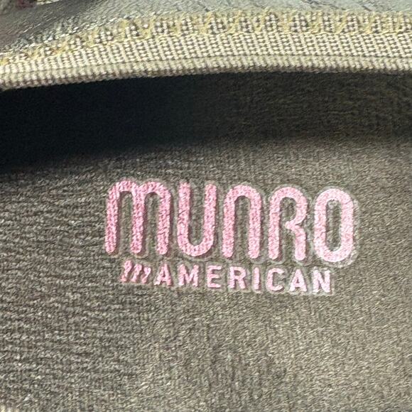 Munro American Bronze Leather Flats Women’s 8N USA Made Slip On Ruffle Toe - Picture 12 of 15